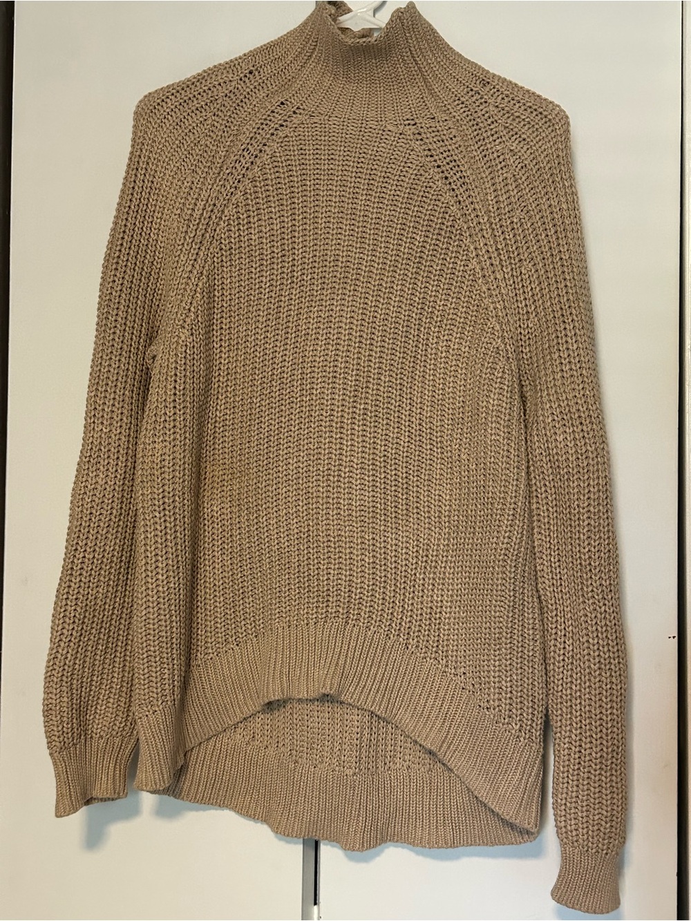 GAP Oatmeal Heather Shaker Stitch Turtleneck Sweater - Size M